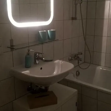 شقة Gastewohnungen Engelsdorf لبسيا